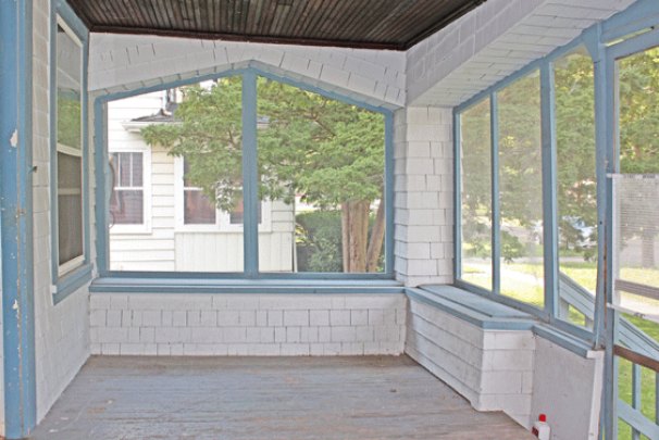 Screen Front Porch