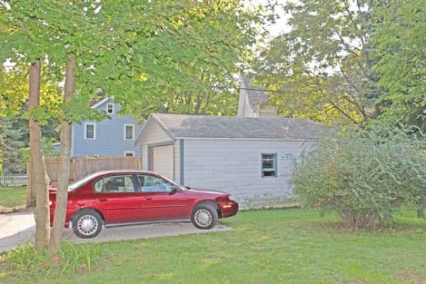 Garage & On-Site Parking