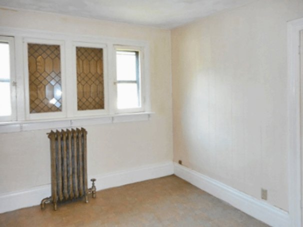 Kitchen Table Area