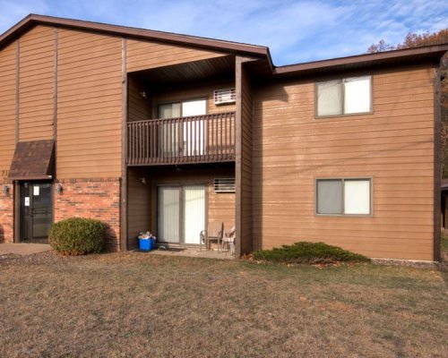 716 Dutchman Drive #2 Chippewa Falls