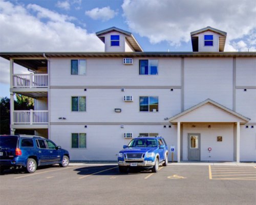495 E South Avenue #3 Chippewa Falls