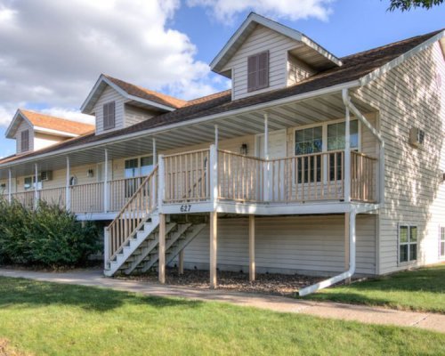 2017 7th Street #4 Eau Claire