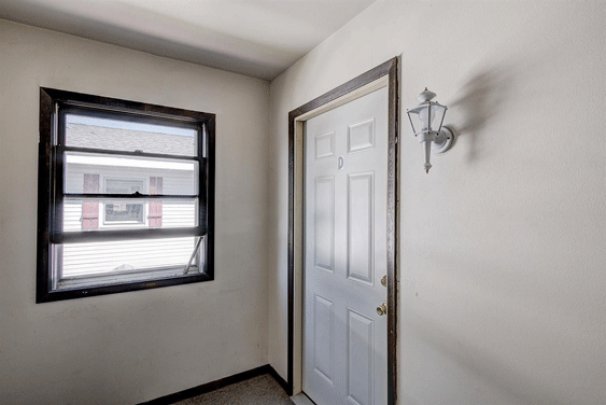 Common Hallway Entry