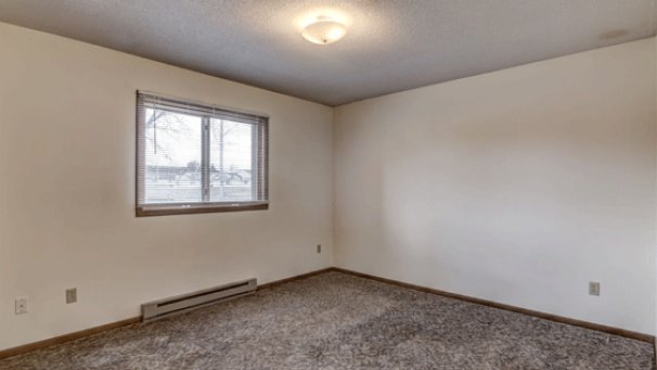 King Bedroom 1