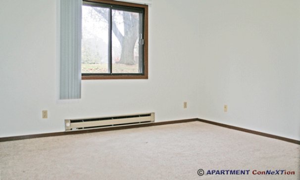 Bedroom 2q