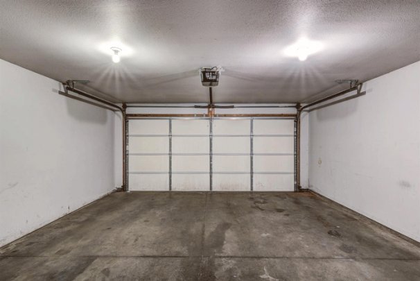 Attached Garage