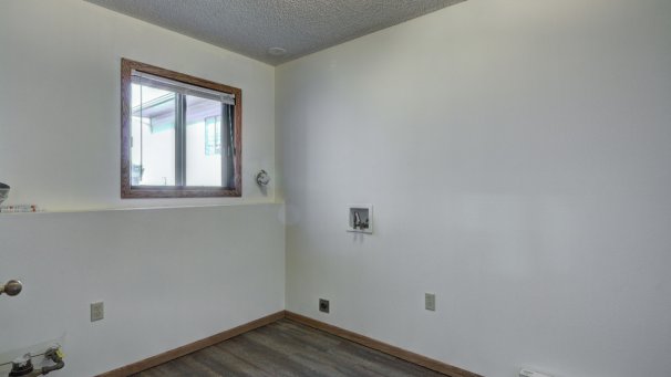 Laundry Room with Hook-Ups