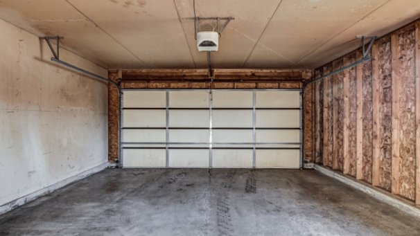 2-Car Garage