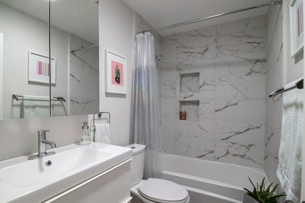 Main Bathroom