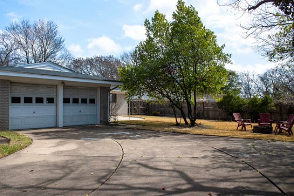 Driveway, Garage, Fire Pit