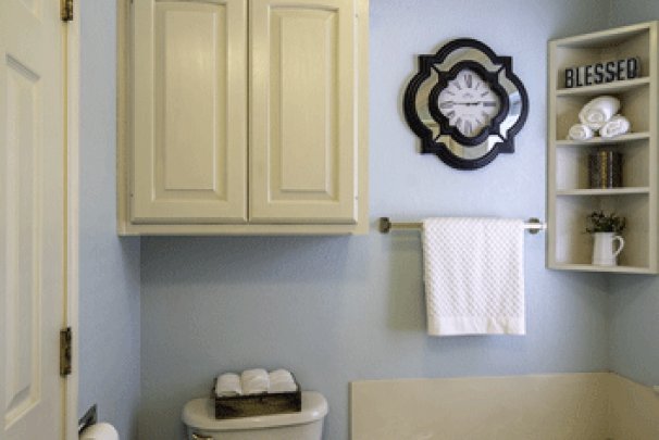 Primary Bedroom Attached Bathroom