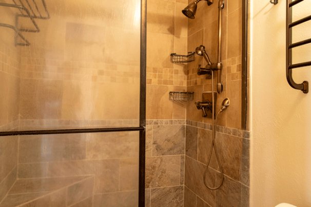 Primary Bedroom Bathroom